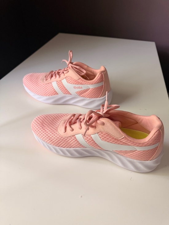 Gola Shoes - Gola Size 10 Light Salmon Pink and White Mesh Running Sneakers